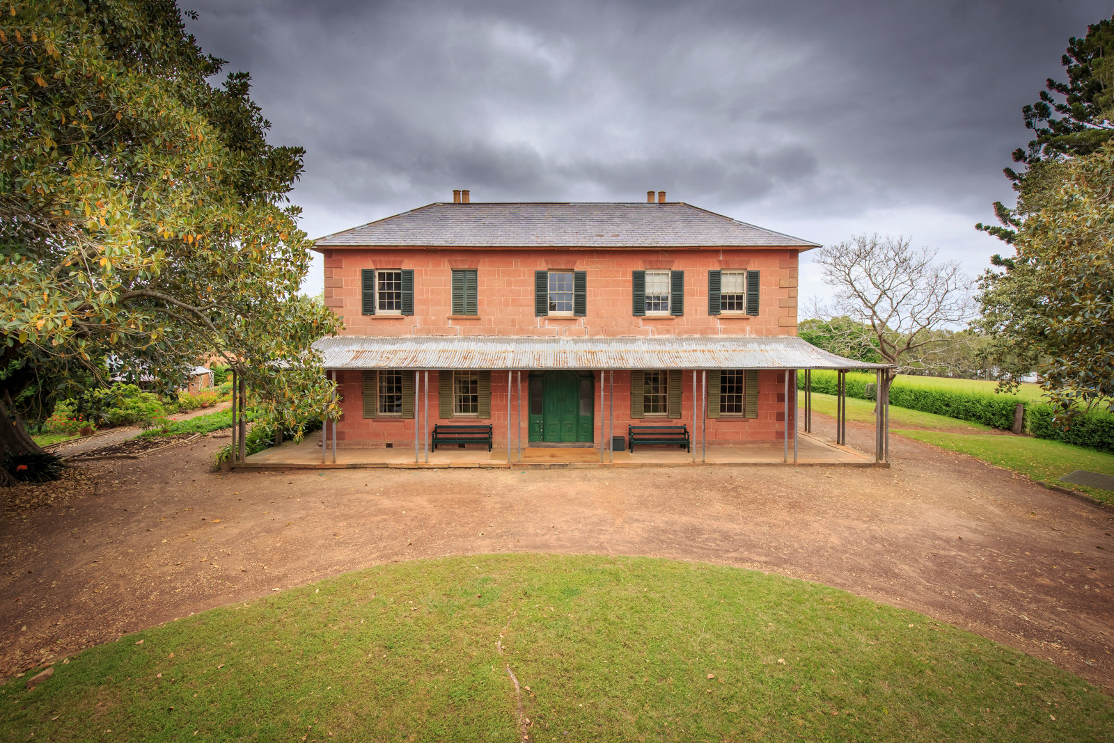 Exterior front of Rouse Hill House and Farm
