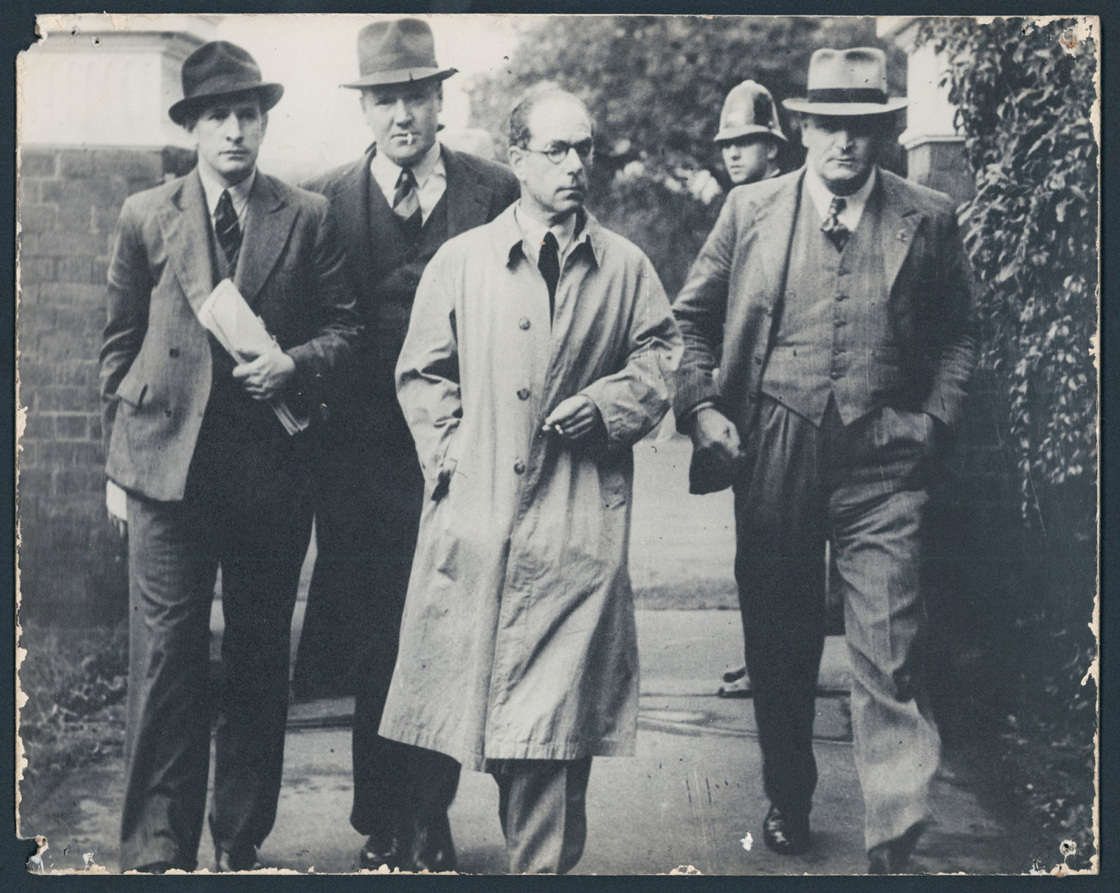 Photograph of Antonio Agostini with police in 1944