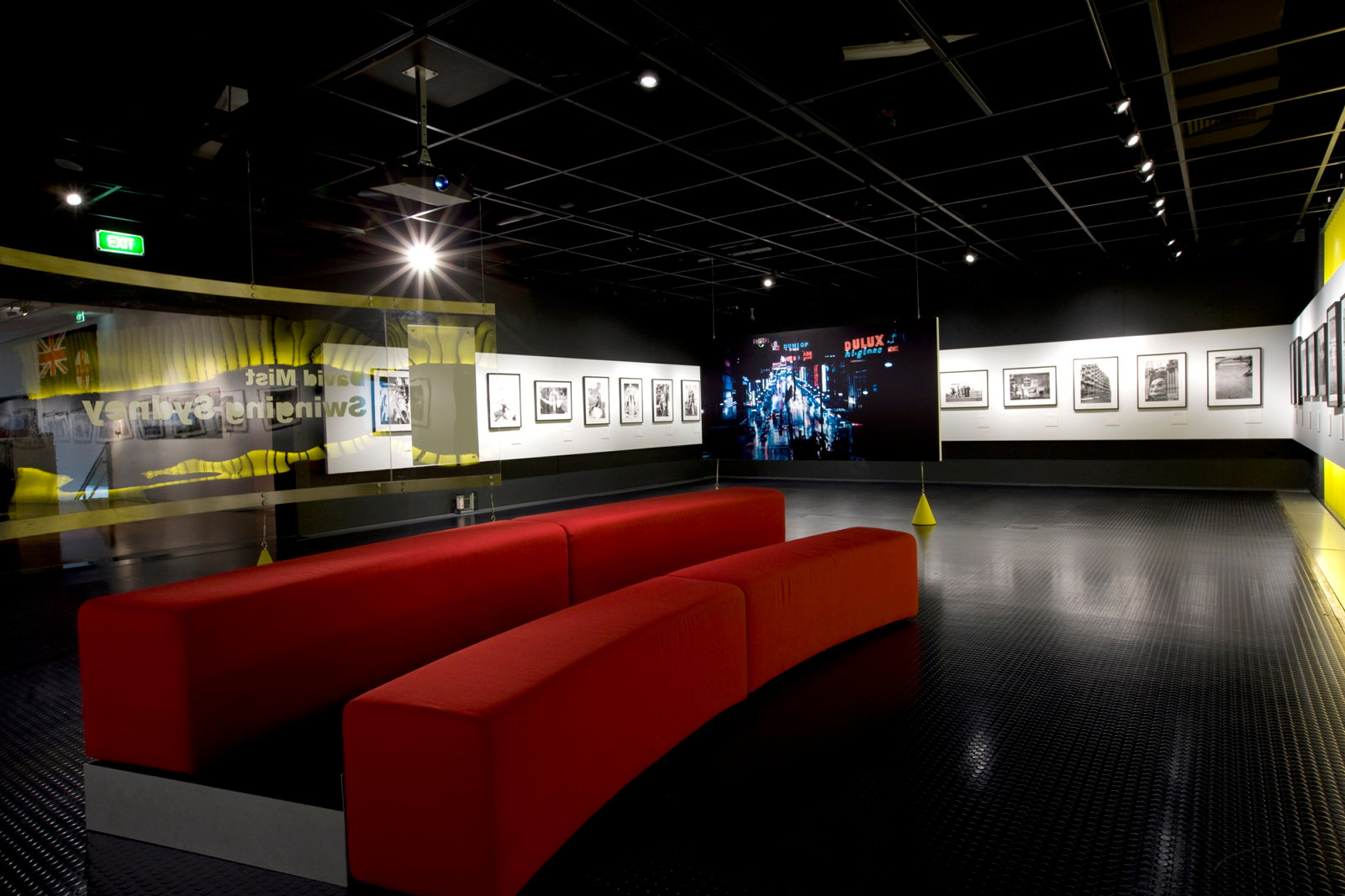 David Mist: Swinging Sydney exhibition installation view