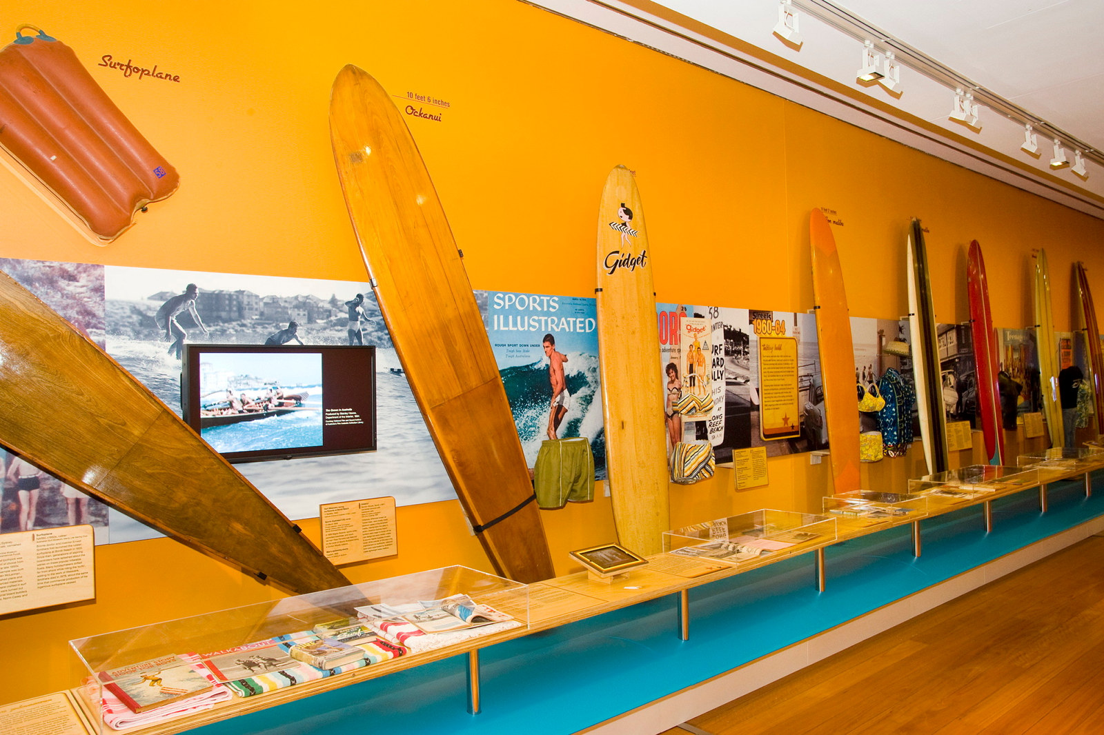 Surf city: Getting radical in the 50s, 60s and 70s installation view