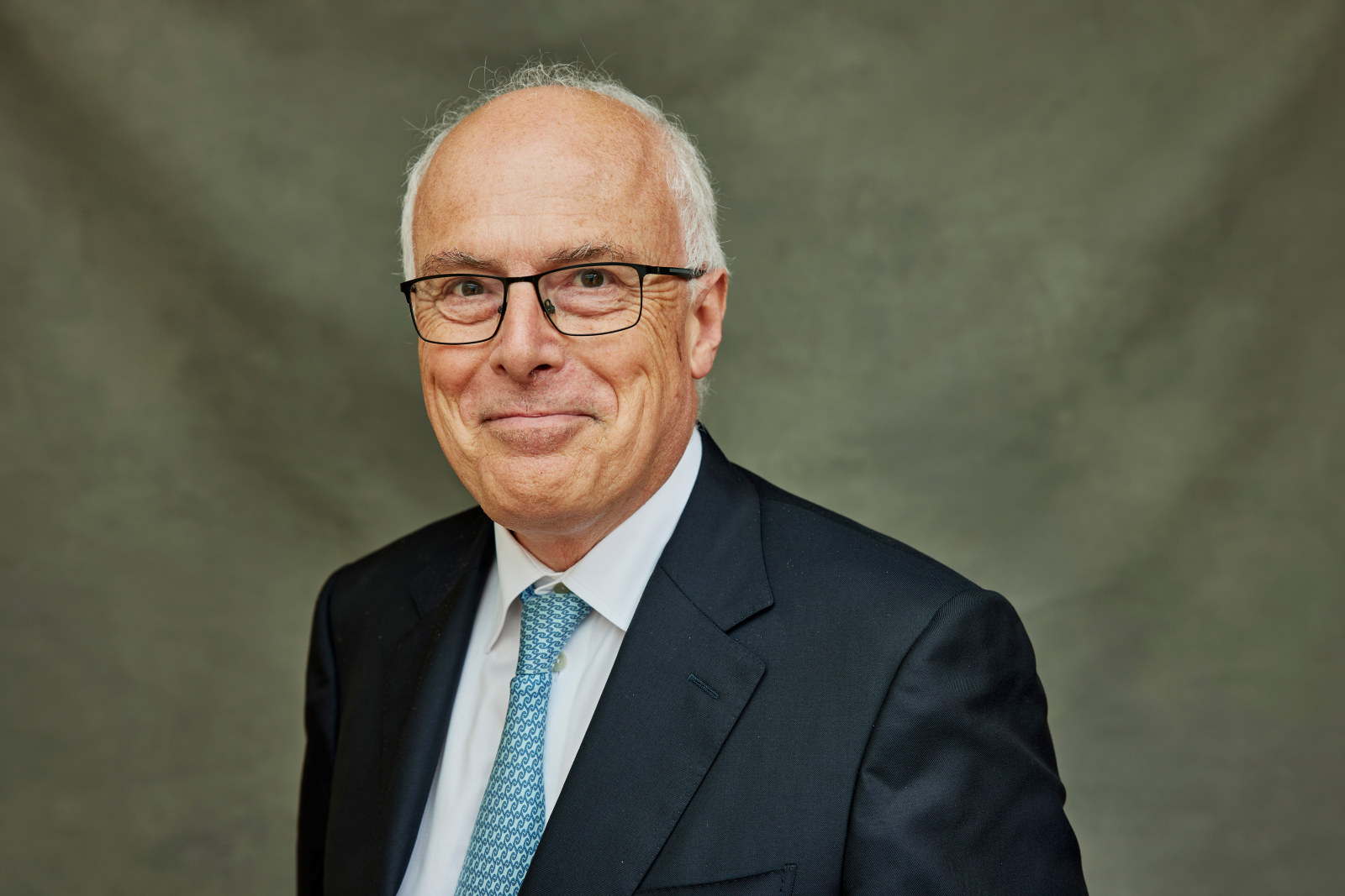 Portrait of Dr John Vallance FAHA, interim Chief Executive Officer of MHNSW in 2023.