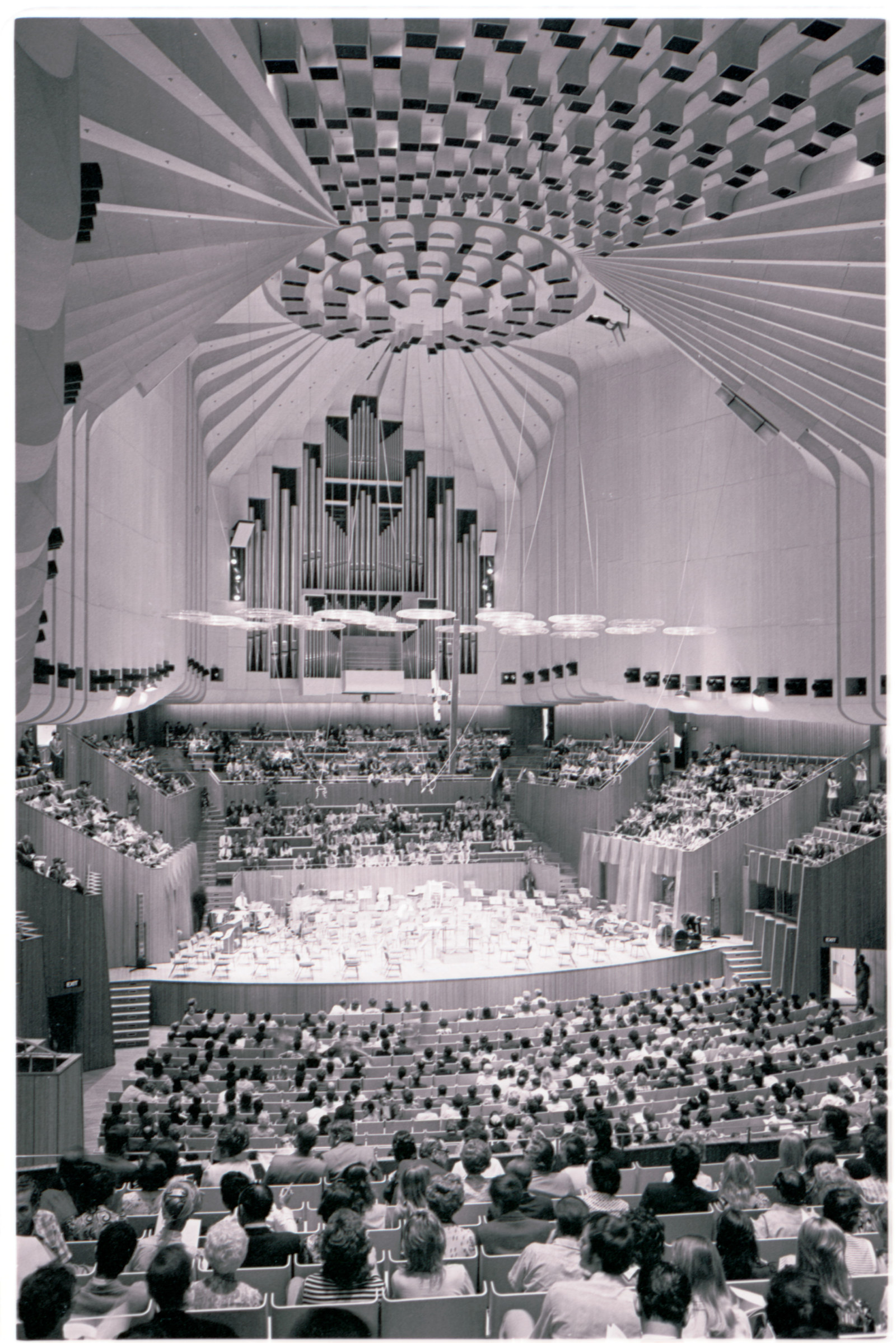 Government Printing Office 3 - 20815 - First live concert in the Sydney Opera House for the purpose of testing the acoustics [Public Works; concert halls] [17/12/1972]