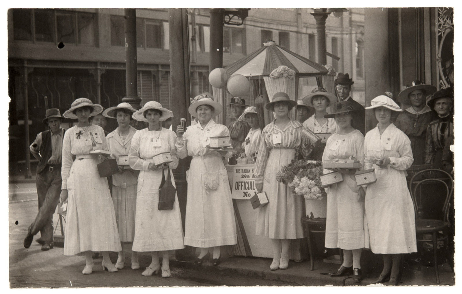 Women collectors on a city street in Sydney during World War 1, fundraising for Australian Red Cross Day, 26 April 1918 