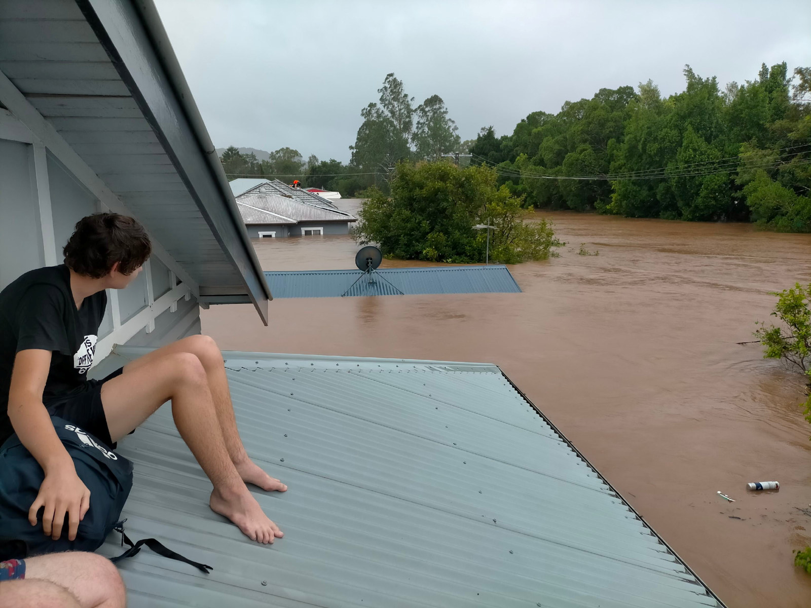People waiting to be rescued during the NSW floods in 2022 in the Lismore area (submission 0905)