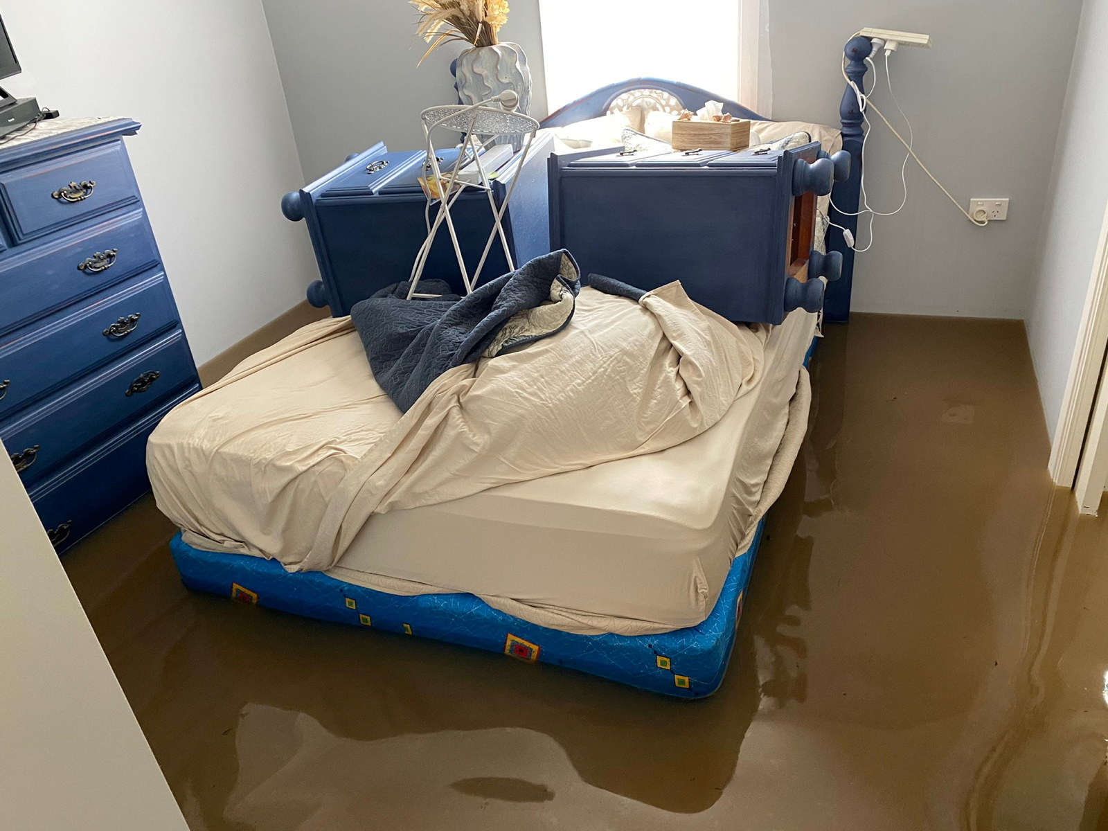 Internal damage caused by the NSW floods in 2022 in the West Ballina area (submission 0537)